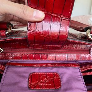 Liz Claiborne handbag. New without tag.